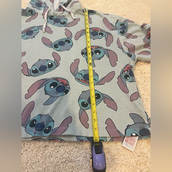 Disney Stitch Faces Thin Crop Hooded Sweatshirt Size XL - Picture 4 of 7